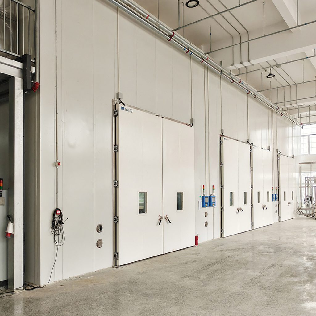 Temperature Humidity Test Chamber for Standard & Walk-In Environmental Testing